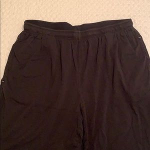 Tasc size XL shorts